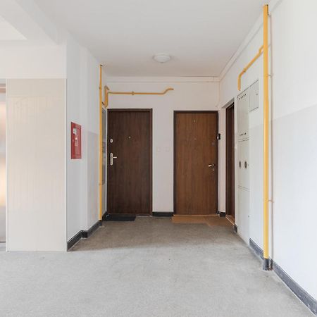 Superapart Saska 48A, Sleek 6Th-Floor Studio With Balcony & Elevator Access Warschau Buitenkant foto