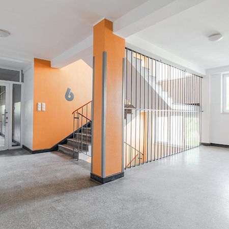 Superapart Saska 48A, Sleek 6Th-Floor Studio With Balcony & Elevator Access Warschau Buitenkant foto