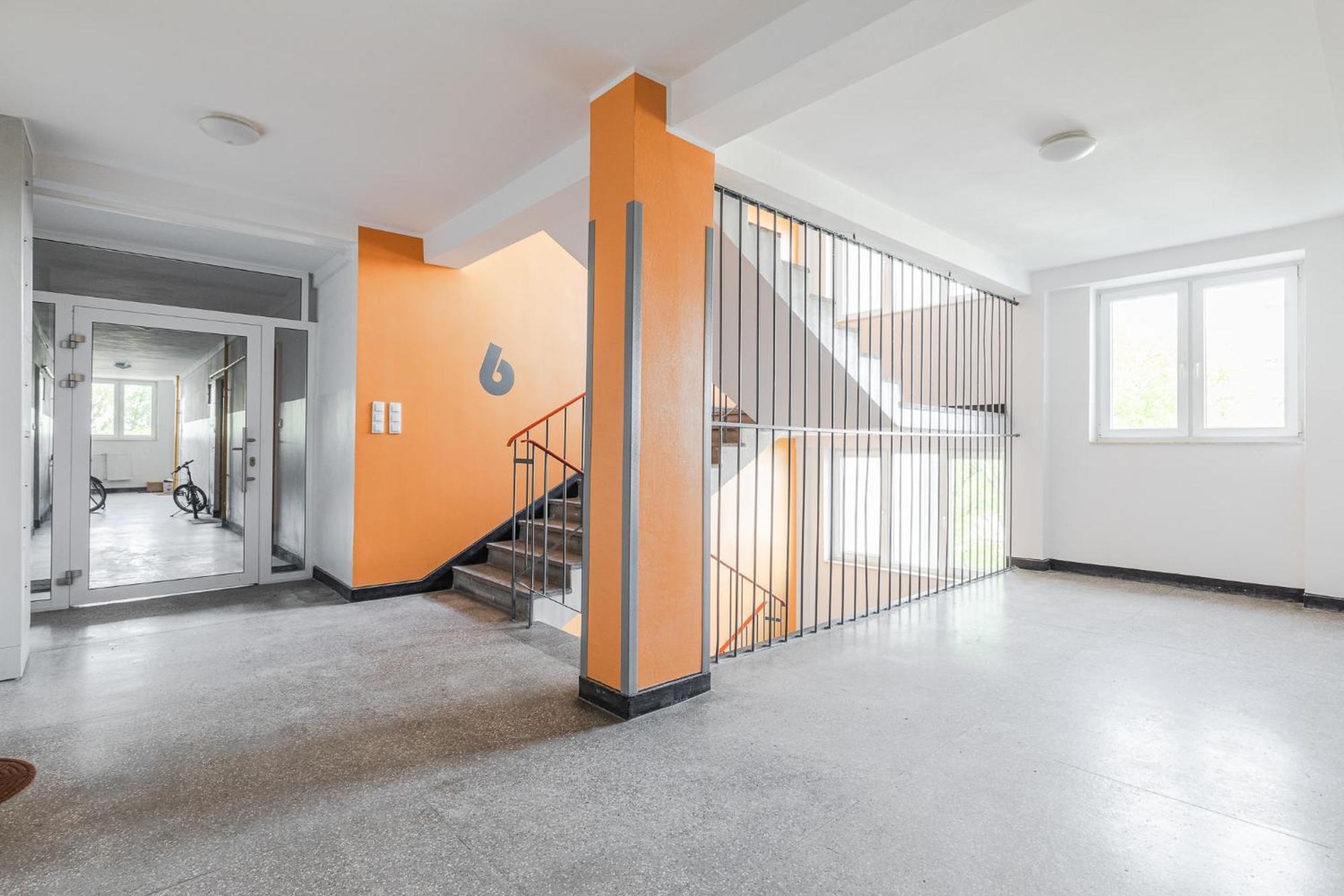 Superapart Saska 48A, Sleek 6Th-Floor Studio With Balcony & Elevator Access Warschau Buitenkant foto