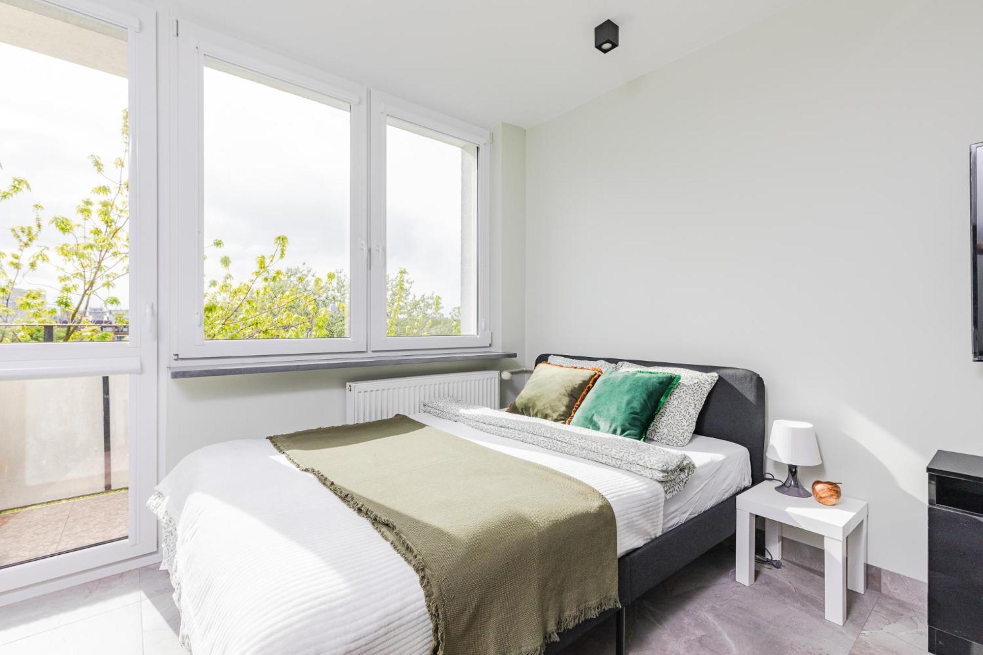Superapart Saska 48A, Sleek 6Th-Floor Studio With Balcony & Elevator Access Warschau Buitenkant foto