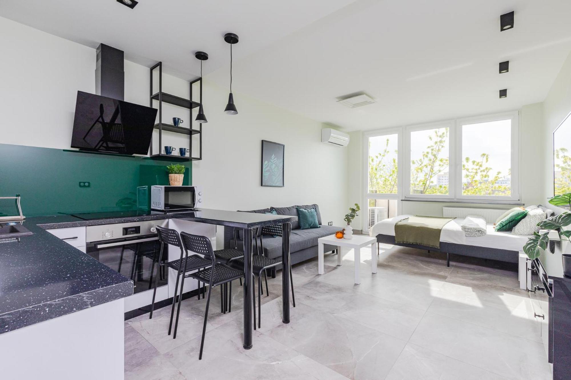 Superapart Saska 48A, Sleek 6Th-Floor Studio With Balcony & Elevator Access Warschau Buitenkant foto